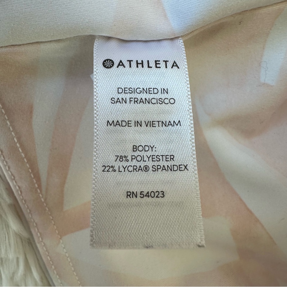 Athleta High-Rise Athletic Shorts in Pale Pink & Cream Marble - Picture 11 of 12